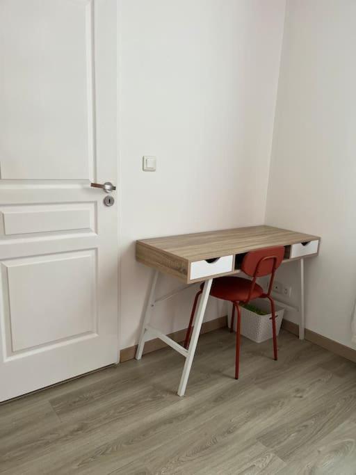 Logement 10 Minutes De Rouen Oissel Exterior foto