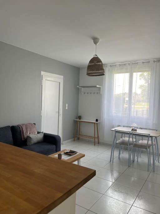 Logement 10 Minutes De Rouen Oissel Exterior foto